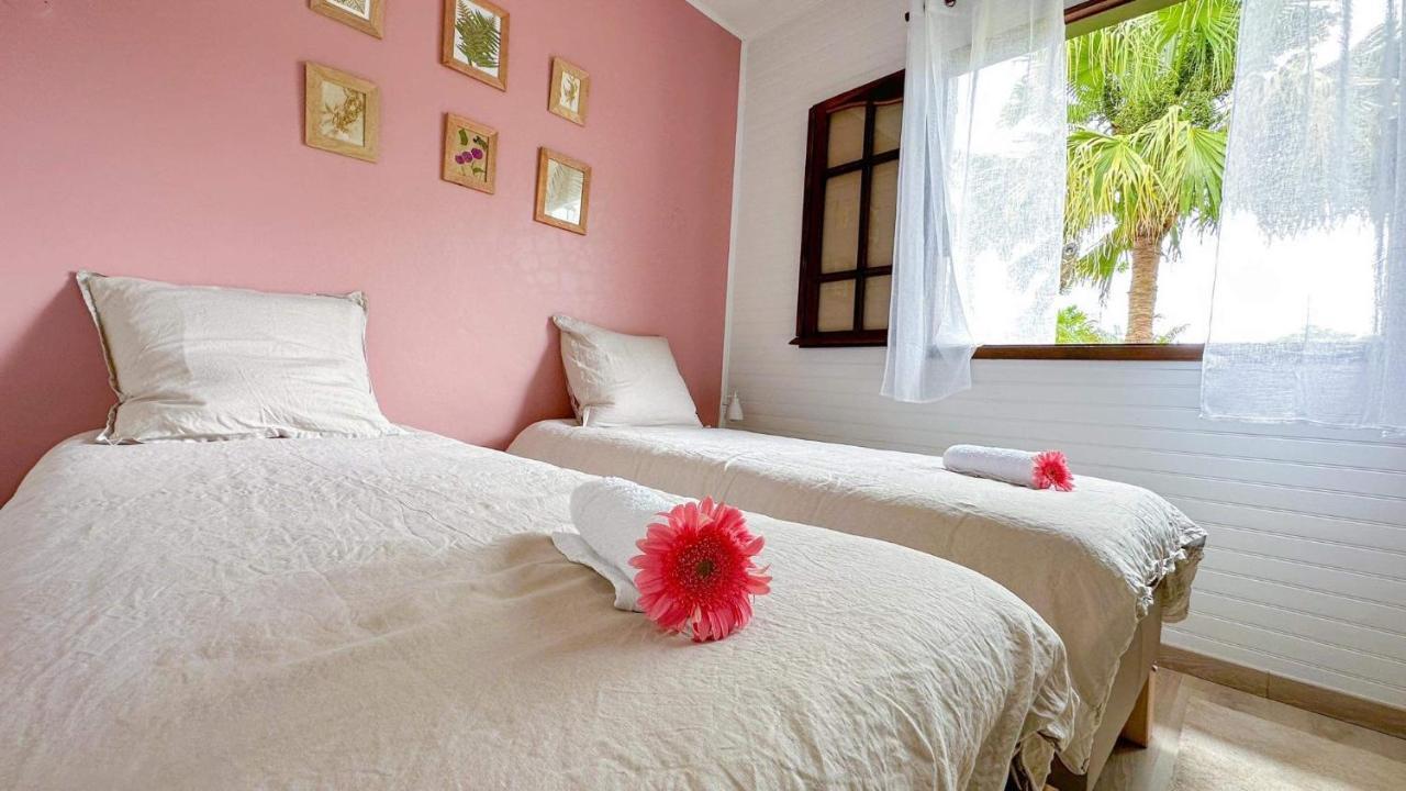 Magnifique Villa Creole Villa Ti Bout Bois Avec Cheminee Au Tevelave Les Avirons Eksteriør billede